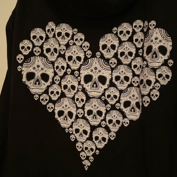 Tops - Cartel ink hoodie